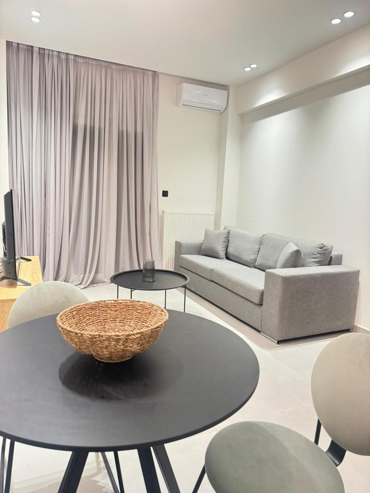סלוניקי Luna-Your Urban Stay מראה חיצוני תמונה