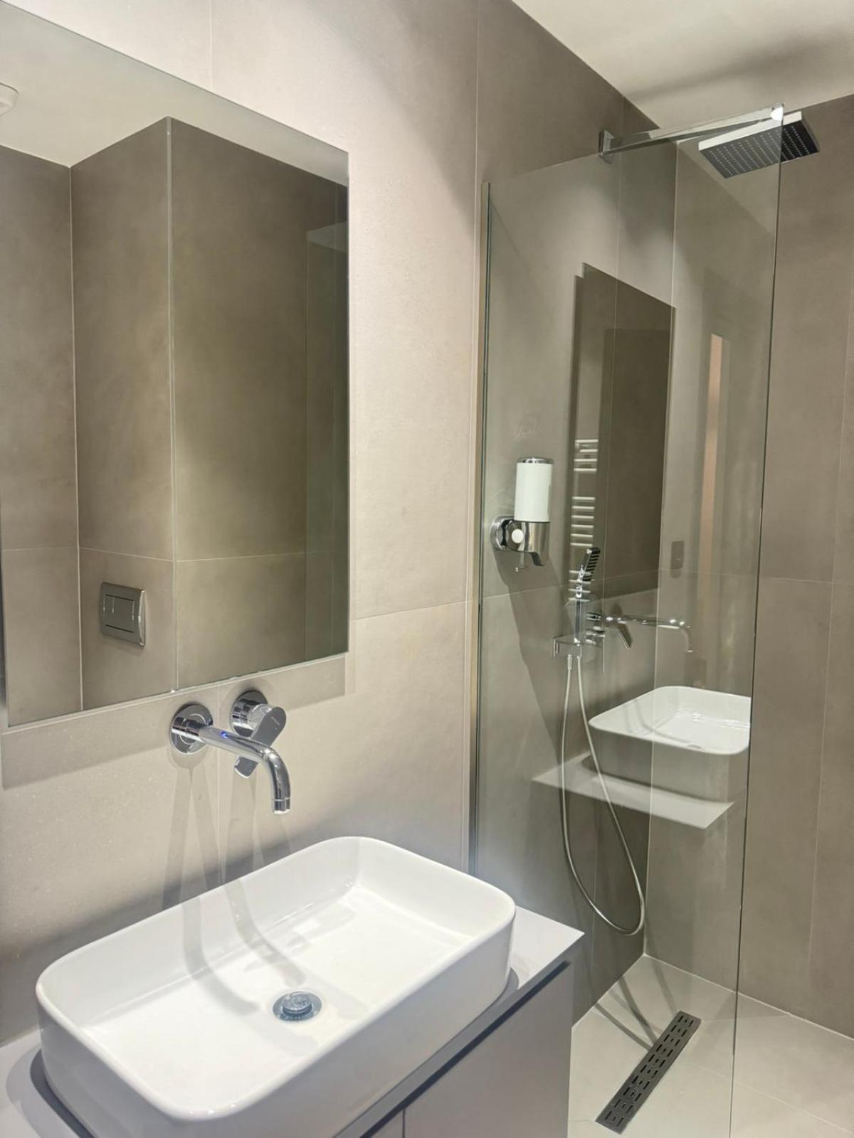 סלוניקי Luna-Your Urban Stay מראה חיצוני תמונה