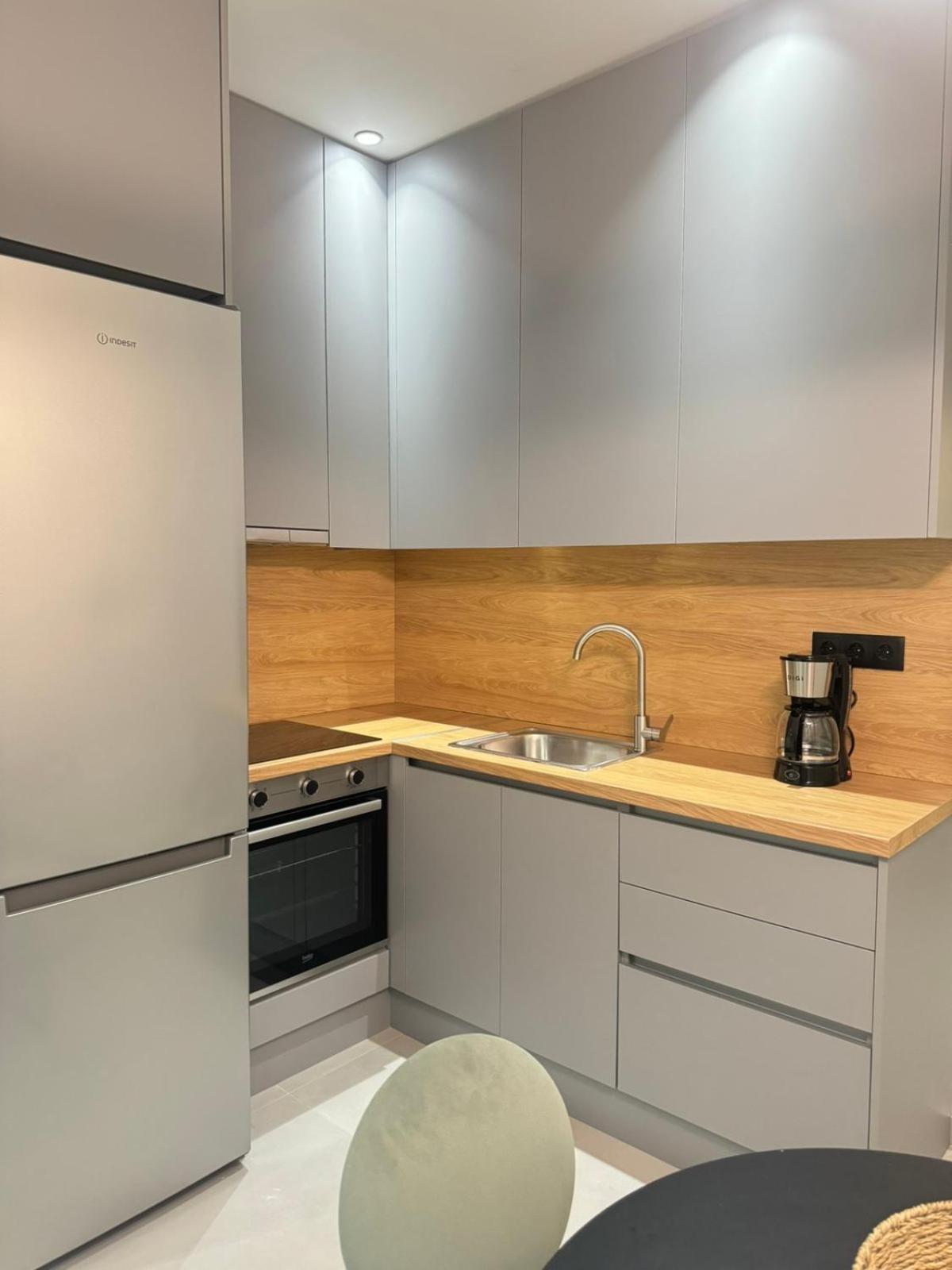 סלוניקי Luna-Your Urban Stay מראה חיצוני תמונה